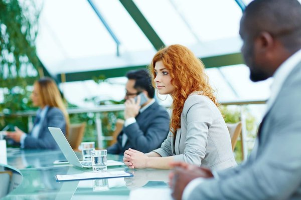 Quelle croisière propose des séminaires sur la conservation des récifs coralliens avec des experts?